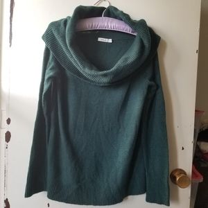 ✨2/$15 or 3/20✨Green Long Sleeve Cowl Neck Sweater Size XL